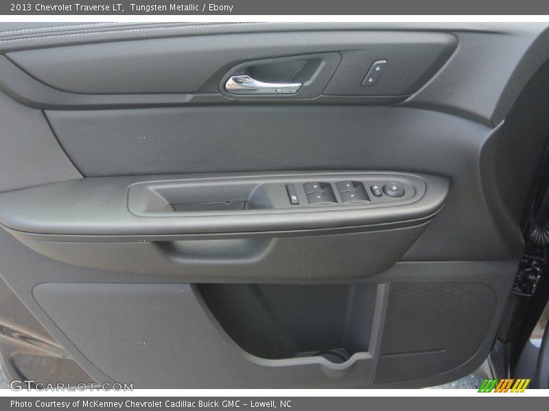 Tungsten Metallic / Ebony 2013 Chevrolet Traverse LT
