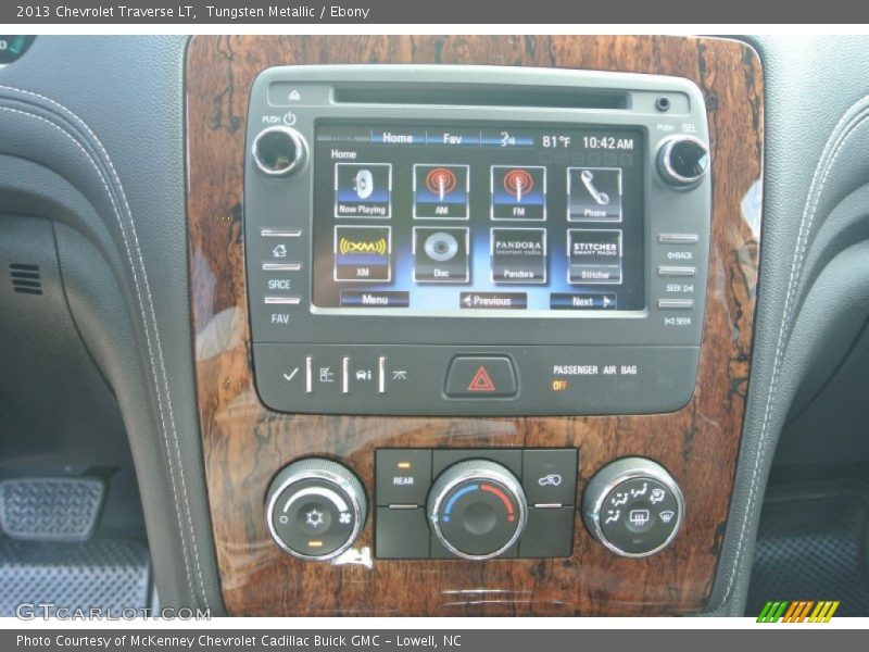 Tungsten Metallic / Ebony 2013 Chevrolet Traverse LT