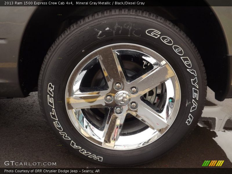 Mineral Gray Metallic / Black/Diesel Gray 2013 Ram 1500 Express Crew Cab 4x4