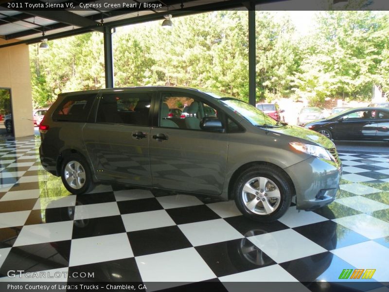 Cypress Green Pearl / Bisque 2011 Toyota Sienna V6