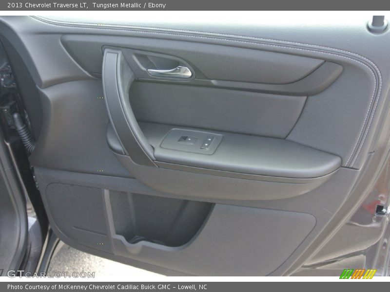 Tungsten Metallic / Ebony 2013 Chevrolet Traverse LT