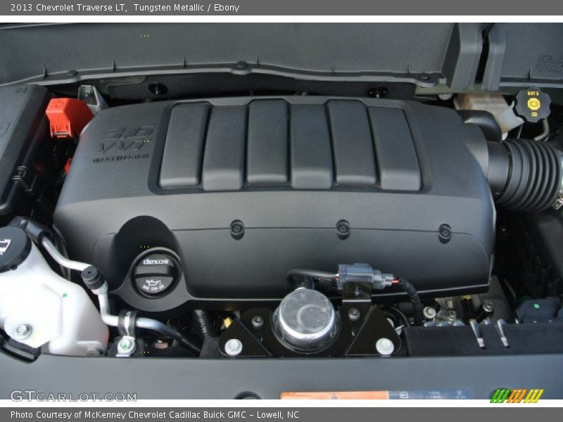 Tungsten Metallic / Ebony 2013 Chevrolet Traverse LT