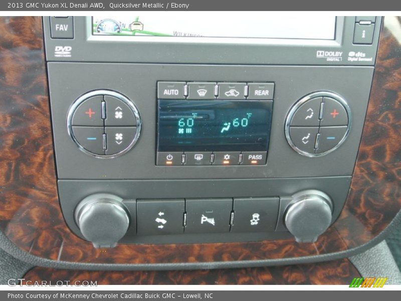 Quicksilver Metallic / Ebony 2013 GMC Yukon XL Denali AWD