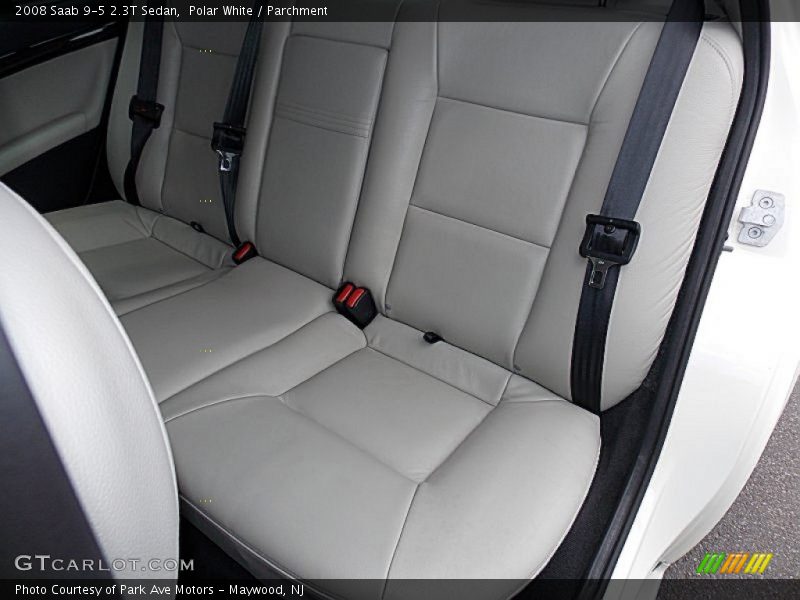Polar White / Parchment 2008 Saab 9-5 2.3T Sedan
