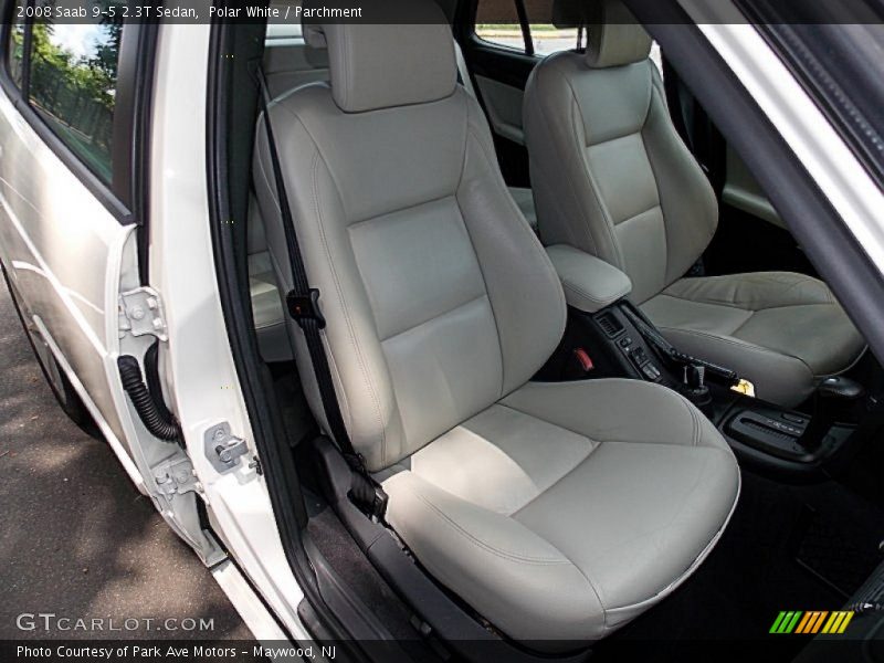 Polar White / Parchment 2008 Saab 9-5 2.3T Sedan