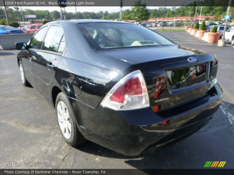 Black / Medium Light Stone 2006 Ford Fusion SE V6