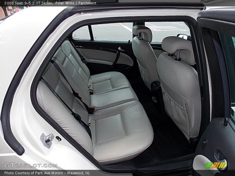 Polar White / Parchment 2008 Saab 9-5 2.3T Sedan
