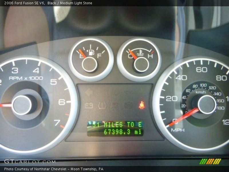 Black / Medium Light Stone 2006 Ford Fusion SE V6