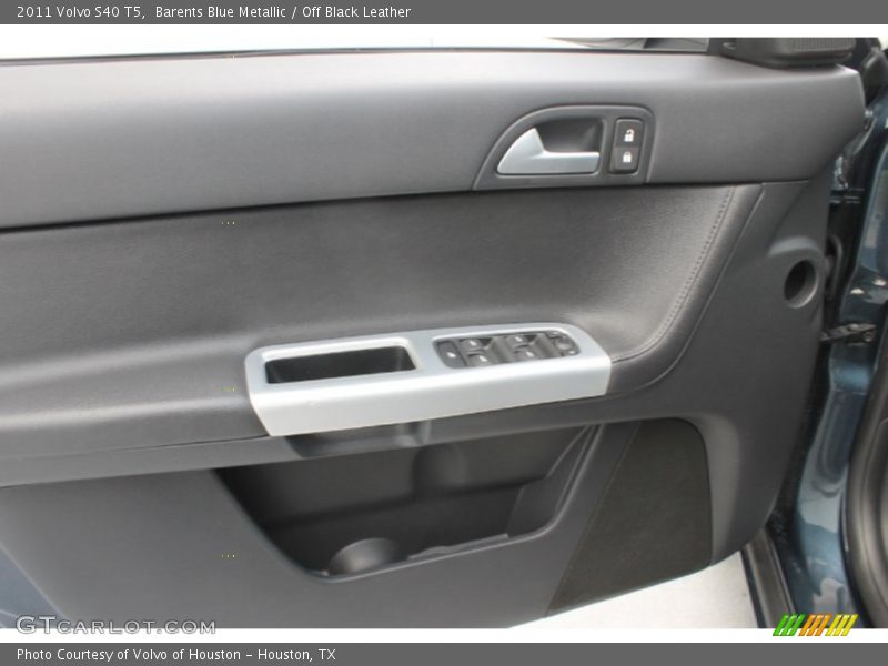 Barents Blue Metallic / Off Black Leather 2011 Volvo S40 T5