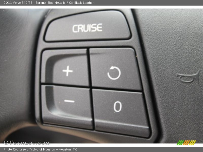 Barents Blue Metallic / Off Black Leather 2011 Volvo S40 T5