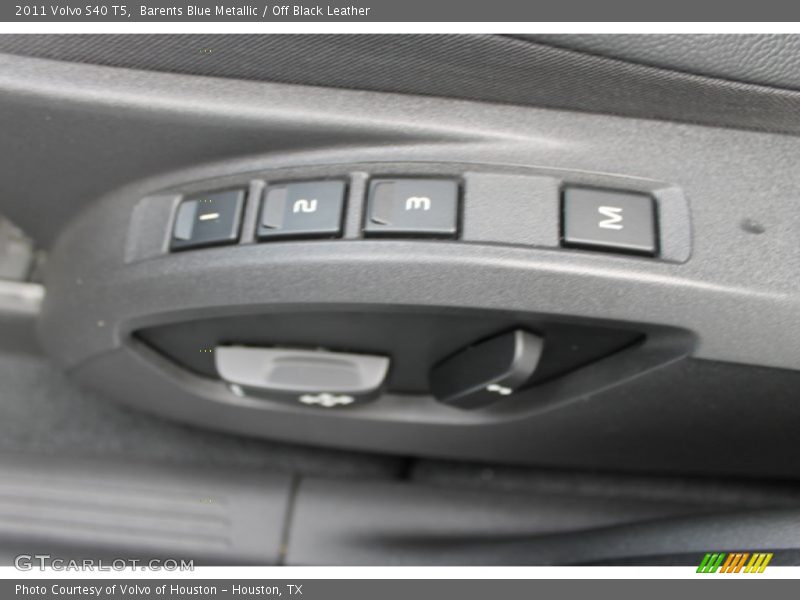 Barents Blue Metallic / Off Black Leather 2011 Volvo S40 T5