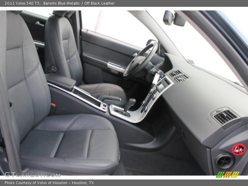 Barents Blue Metallic / Off Black Leather 2011 Volvo S40 T5