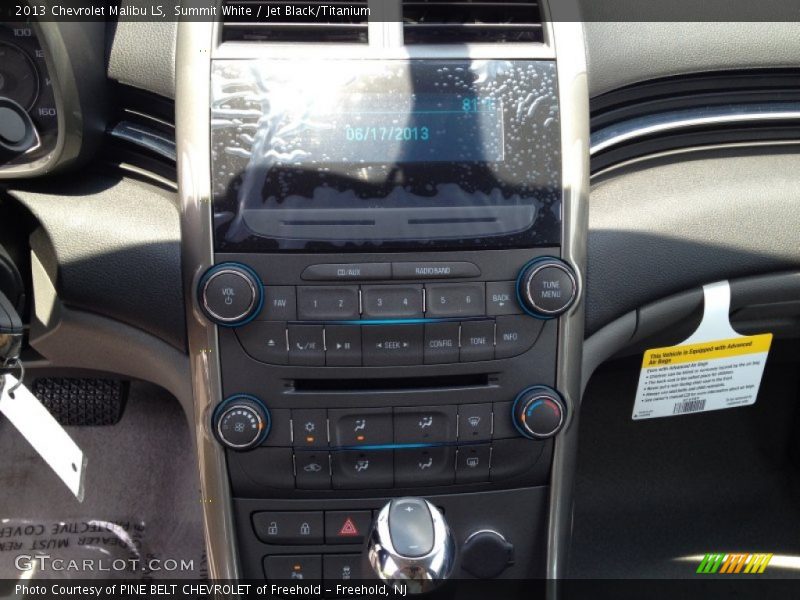 Summit White / Jet Black/Titanium 2013 Chevrolet Malibu LS