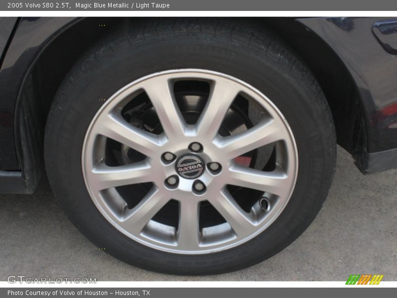 Magic Blue Metallic / Light Taupe 2005 Volvo S80 2.5T