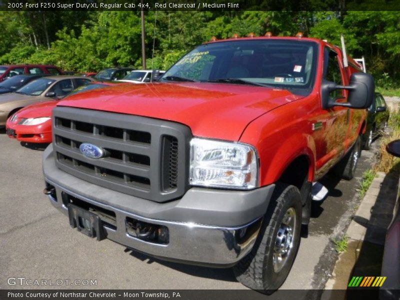 Red Clearcoat / Medium Flint 2005 Ford F250 Super Duty XL Regular Cab 4x4
