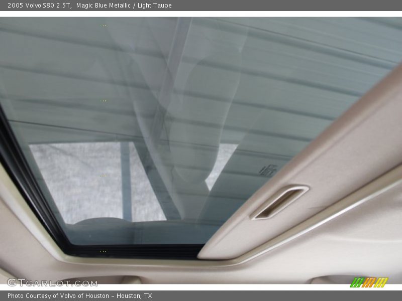 Magic Blue Metallic / Light Taupe 2005 Volvo S80 2.5T