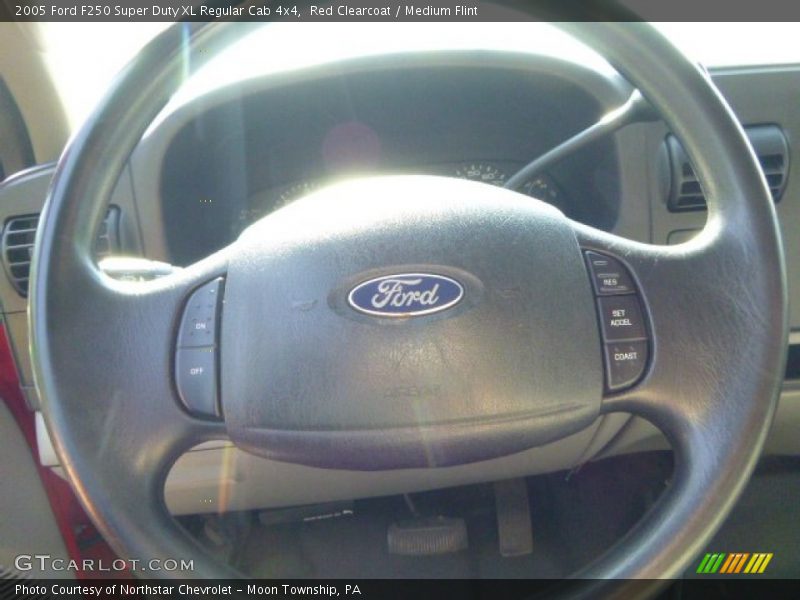 Red Clearcoat / Medium Flint 2005 Ford F250 Super Duty XL Regular Cab 4x4