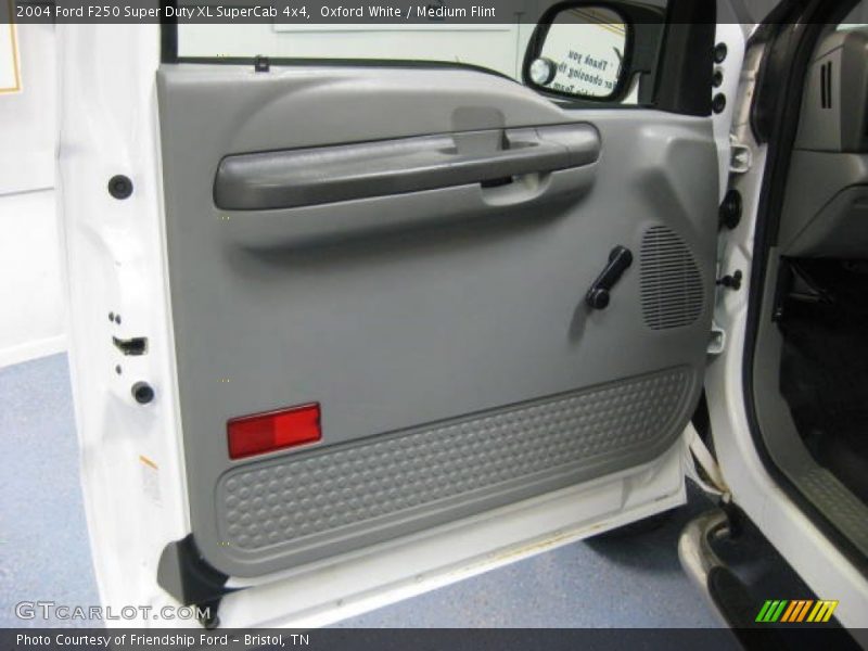 Oxford White / Medium Flint 2004 Ford F250 Super Duty XL SuperCab 4x4