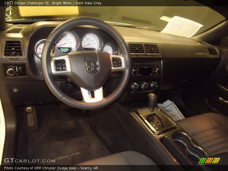 Bright White / Dark Slate Gray 2011 Dodge Challenger SE