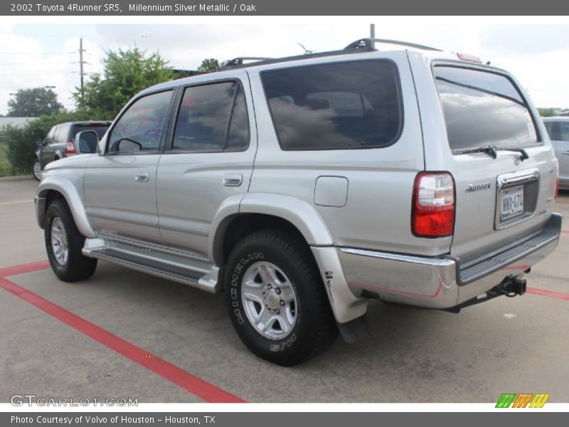 Millennium Silver Metallic / Oak 2002 Toyota 4Runner SR5