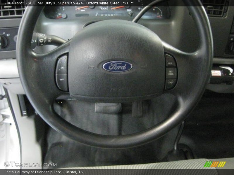 Oxford White / Medium Flint 2004 Ford F250 Super Duty XL SuperCab 4x4