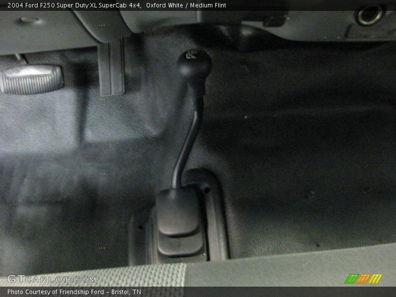 Oxford White / Medium Flint 2004 Ford F250 Super Duty XL SuperCab 4x4