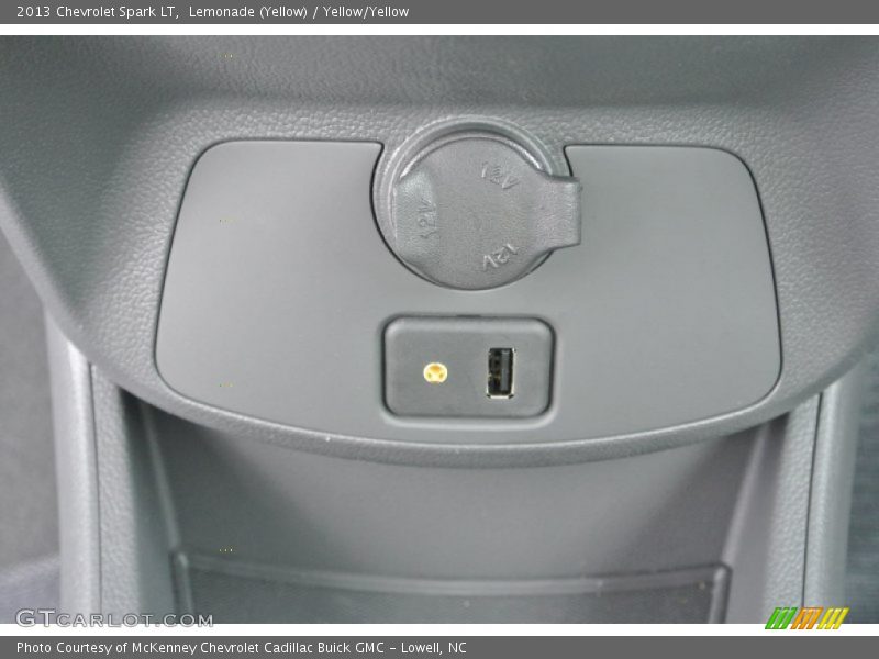 Lemonade (Yellow) / Yellow/Yellow 2013 Chevrolet Spark LT