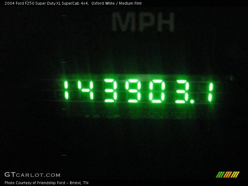 Oxford White / Medium Flint 2004 Ford F250 Super Duty XL SuperCab 4x4