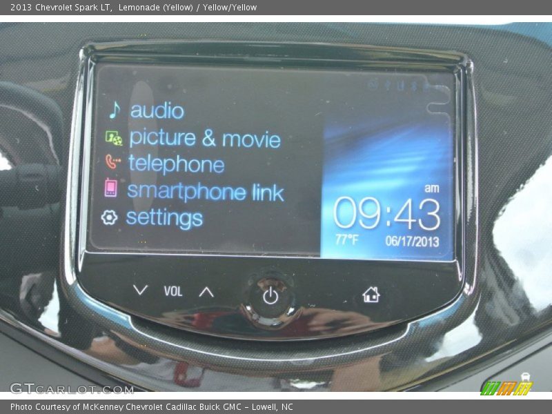 Lemonade (Yellow) / Yellow/Yellow 2013 Chevrolet Spark LT