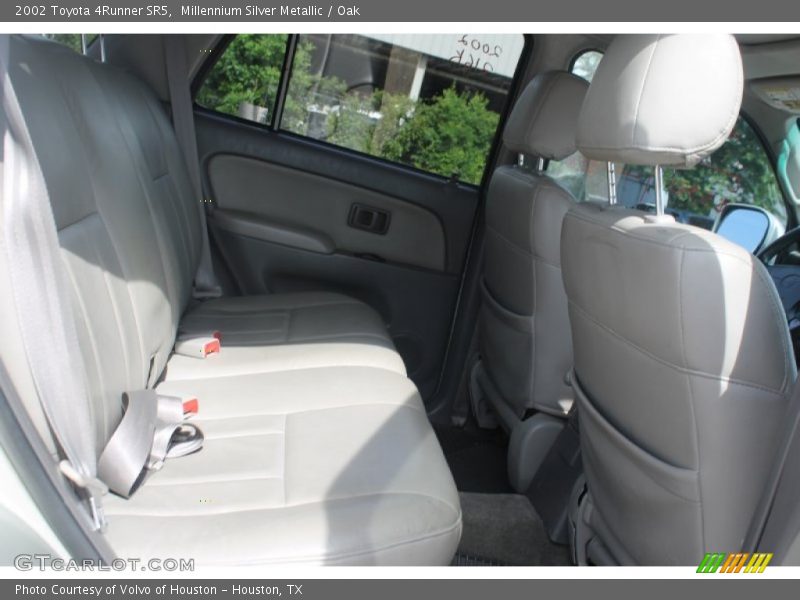 Millennium Silver Metallic / Oak 2002 Toyota 4Runner SR5