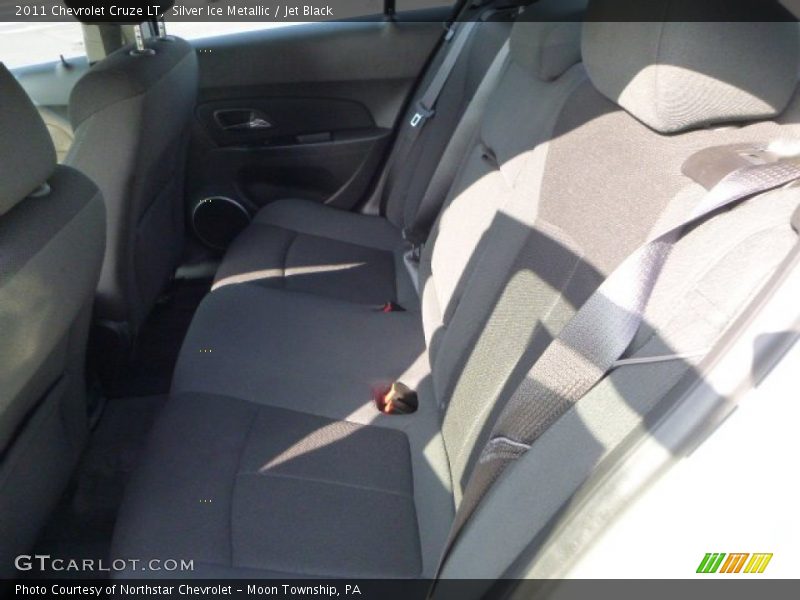 Silver Ice Metallic / Jet Black 2011 Chevrolet Cruze LT