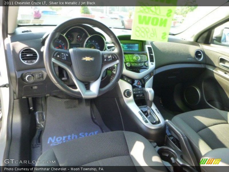 Silver Ice Metallic / Jet Black 2011 Chevrolet Cruze LT