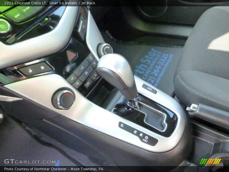 Silver Ice Metallic / Jet Black 2011 Chevrolet Cruze LT