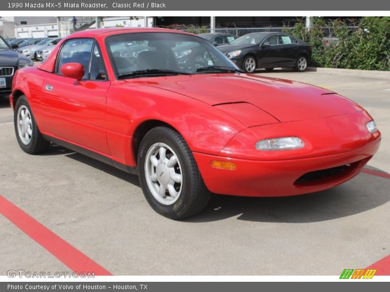 Front 3/4 View of 1990 MX-5 Miata Roadster
