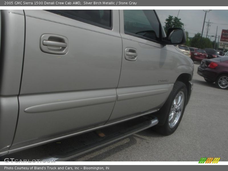Silver Birch Metallic / Stone Gray 2005 GMC Sierra 1500 Denali Crew Cab AWD