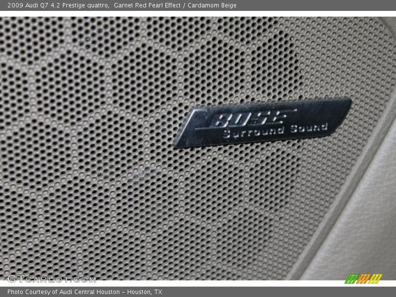 Garnet Red Pearl Effect / Cardamom Beige 2009 Audi Q7 4.2 Prestige quattro