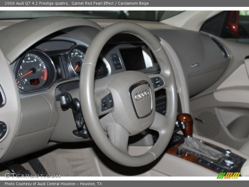 Garnet Red Pearl Effect / Cardamom Beige 2009 Audi Q7 4.2 Prestige quattro