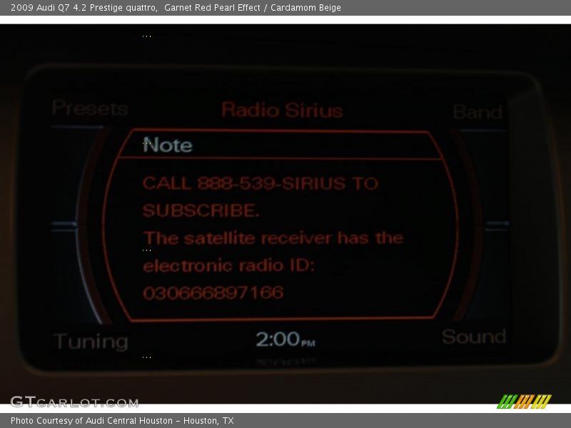 Garnet Red Pearl Effect / Cardamom Beige 2009 Audi Q7 4.2 Prestige quattro