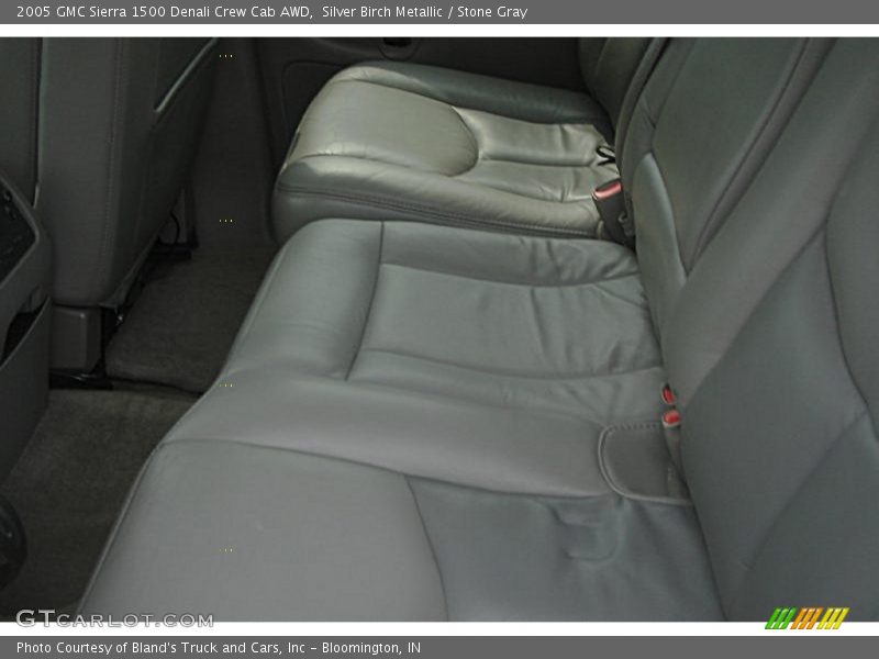 Silver Birch Metallic / Stone Gray 2005 GMC Sierra 1500 Denali Crew Cab AWD
