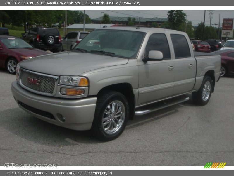 Silver Birch Metallic / Stone Gray 2005 GMC Sierra 1500 Denali Crew Cab AWD