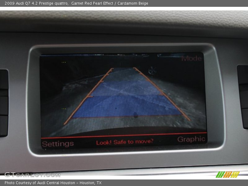 Garnet Red Pearl Effect / Cardamom Beige 2009 Audi Q7 4.2 Prestige quattro