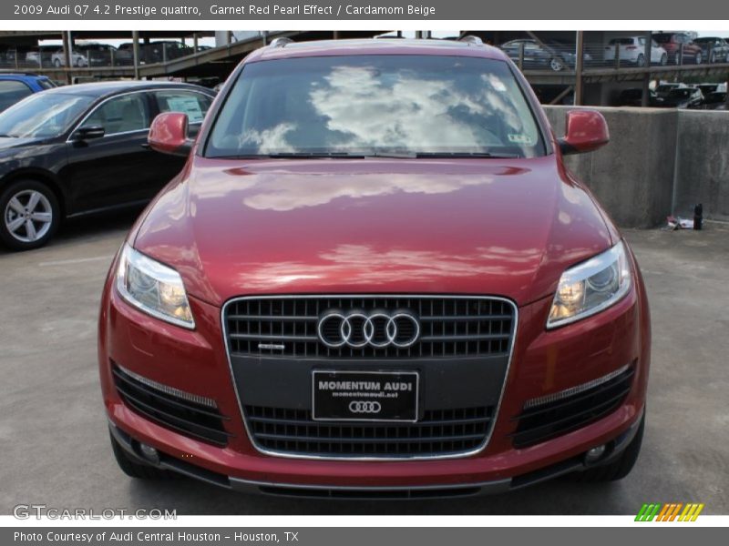 Garnet Red Pearl Effect / Cardamom Beige 2009 Audi Q7 4.2 Prestige quattro