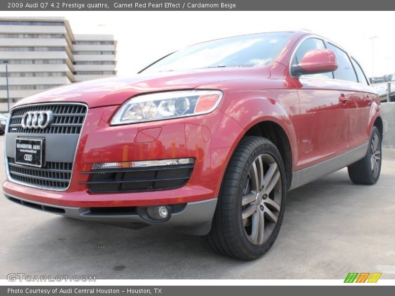 Garnet Red Pearl Effect / Cardamom Beige 2009 Audi Q7 4.2 Prestige quattro