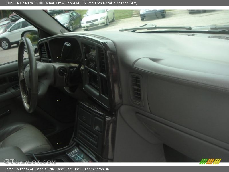 Silver Birch Metallic / Stone Gray 2005 GMC Sierra 1500 Denali Crew Cab AWD