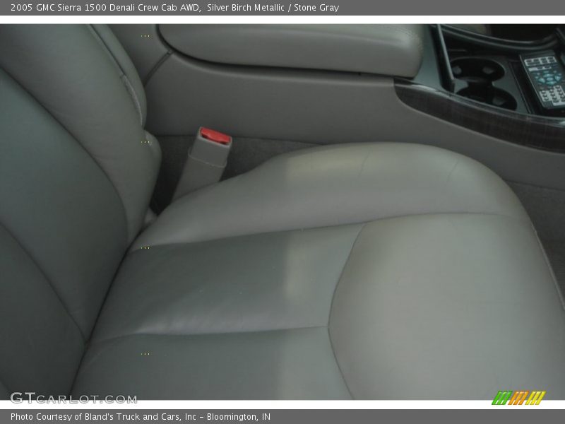 Silver Birch Metallic / Stone Gray 2005 GMC Sierra 1500 Denali Crew Cab AWD
