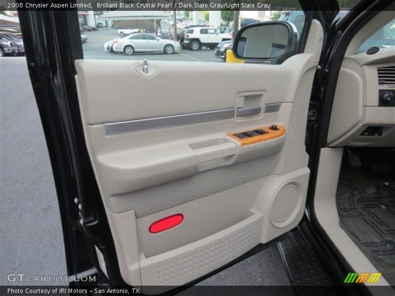 Brilliant Black Crystal Pearl / Dark Slate Gray/Light Slate Gray 2008 Chrysler Aspen Limited