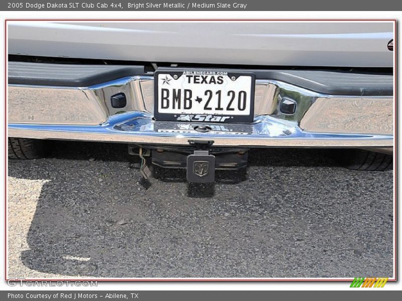 Bright Silver Metallic / Medium Slate Gray 2005 Dodge Dakota SLT Club Cab 4x4