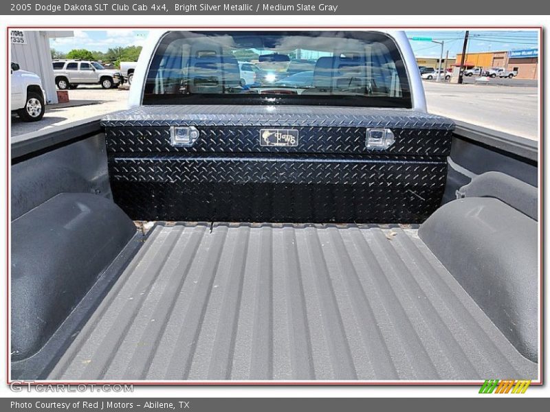 Bright Silver Metallic / Medium Slate Gray 2005 Dodge Dakota SLT Club Cab 4x4