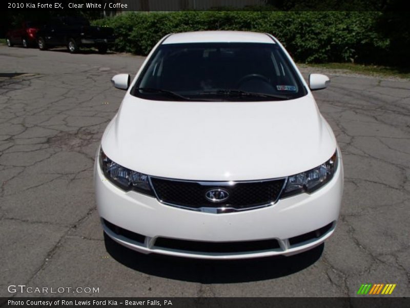 Clear White / Coffee 2010 Kia Forte EX
