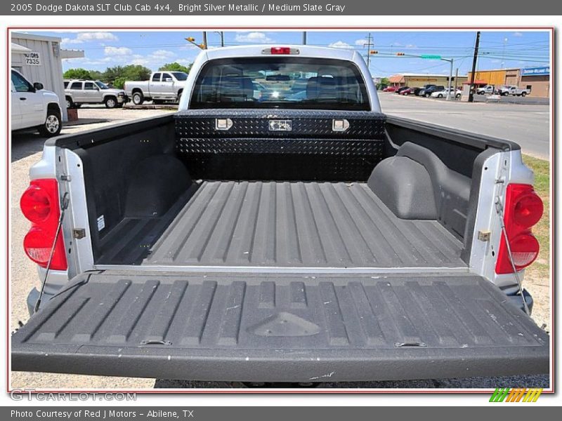 Bright Silver Metallic / Medium Slate Gray 2005 Dodge Dakota SLT Club Cab 4x4